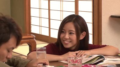 Phim sex cô giáo tới nhà dạy kèm, cố tình để hở quần lọt làm học sinh chảy nước miếng